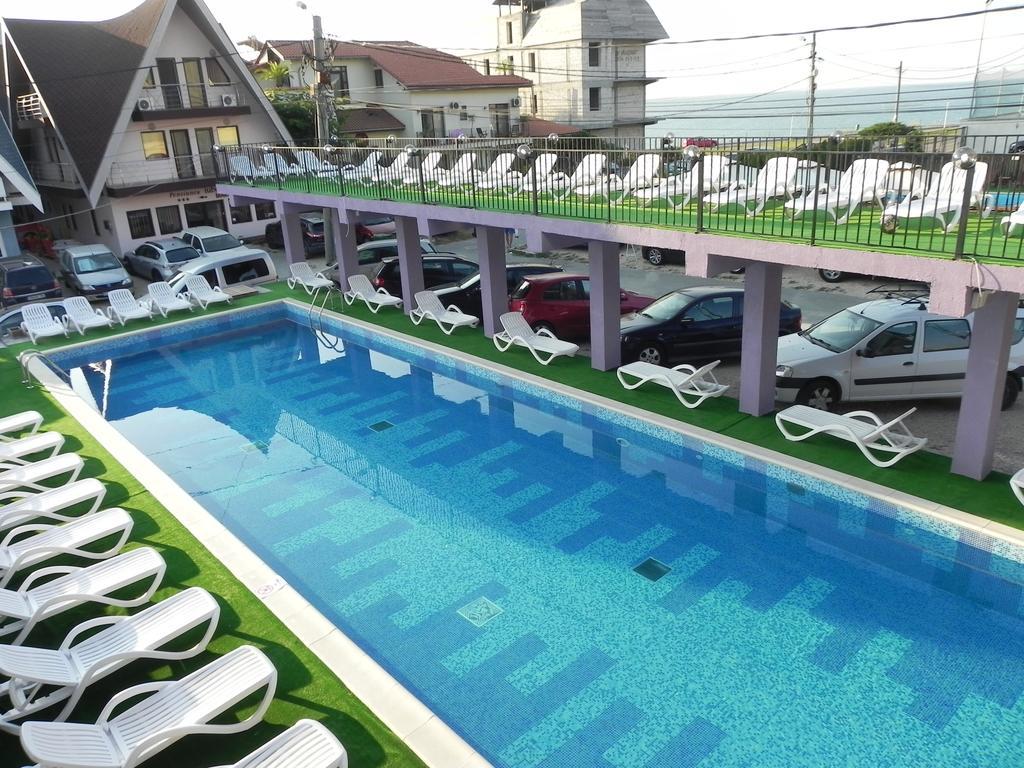 Pensiunea Iubesc Marea คอสติเนช ภายนอก รูปภาพ